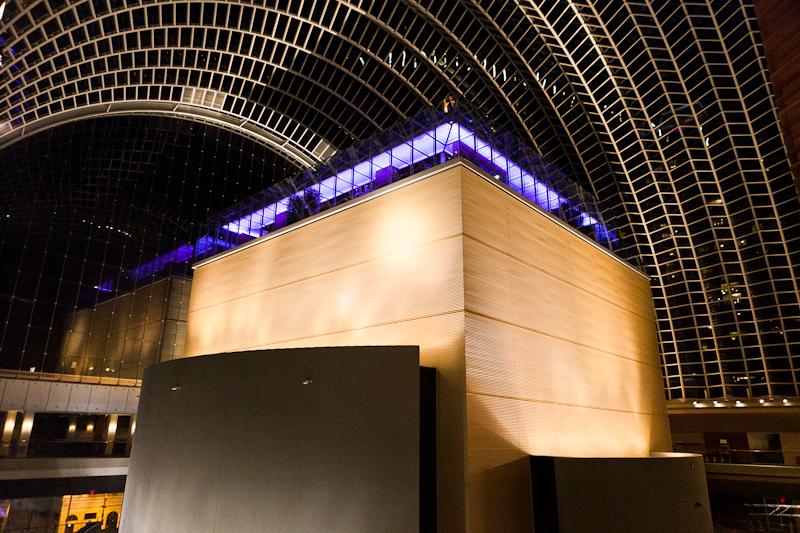 The unique architecture of the modern Kimmel Center is a perfect backdrop for any urban wedding. 
