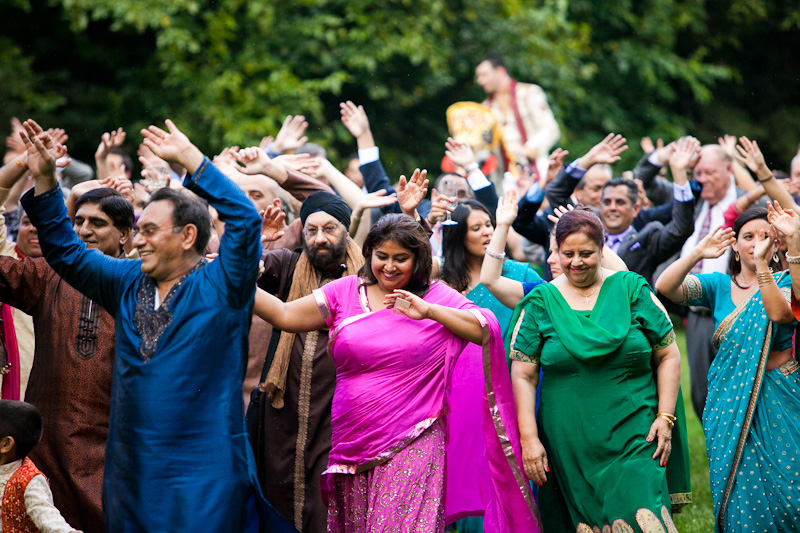 08_Indian_Wedding_baraat_processional_NY