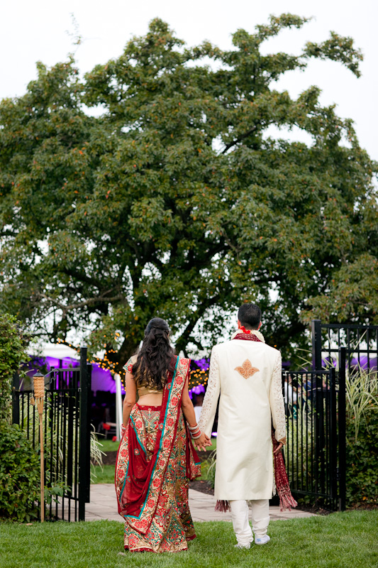 24_outdoor_Indian_Wedding