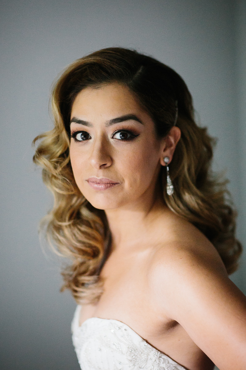 Modern glam bride before her unique wedding ceremony in Philadelphia, photography by Sweetwater Portraits.