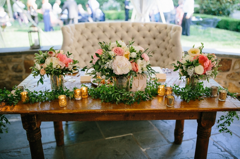 Outside of Philadelphia, a spring wedding ceremony was held with pink hues and modern details.