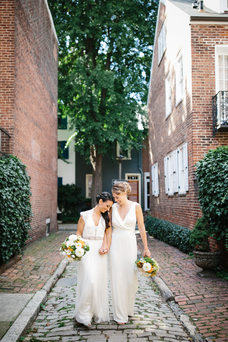 Bride & bride gay wedding in Philadelphia