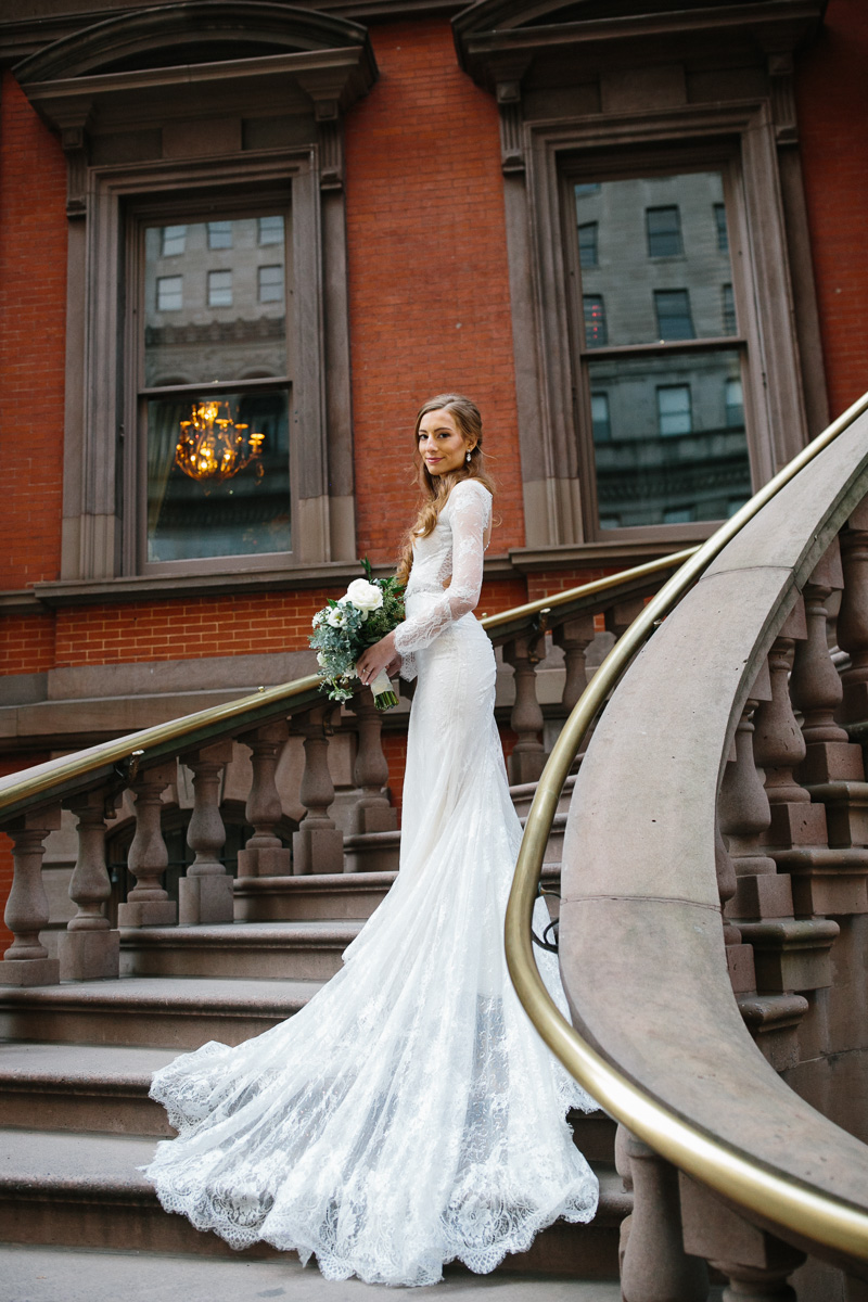 Union League Philadelphia wedding photos front steps