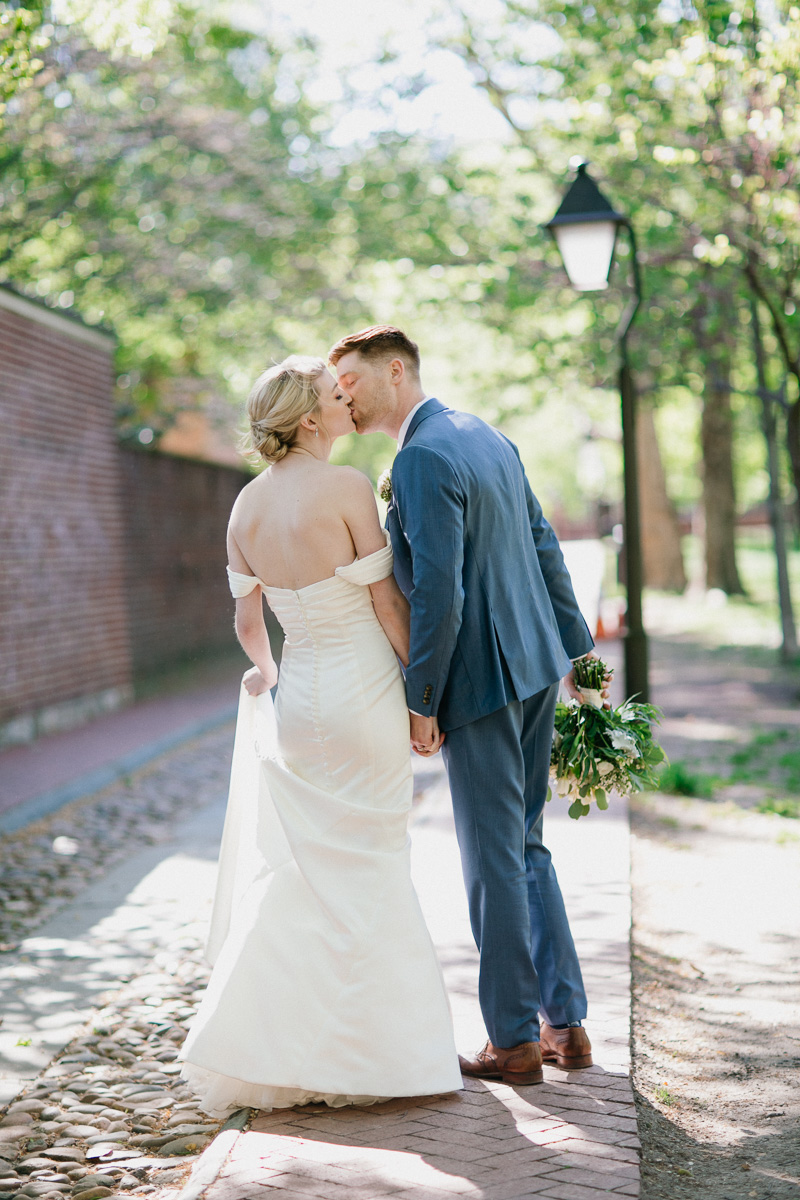Historic Landmark Philadelphia Wedding 