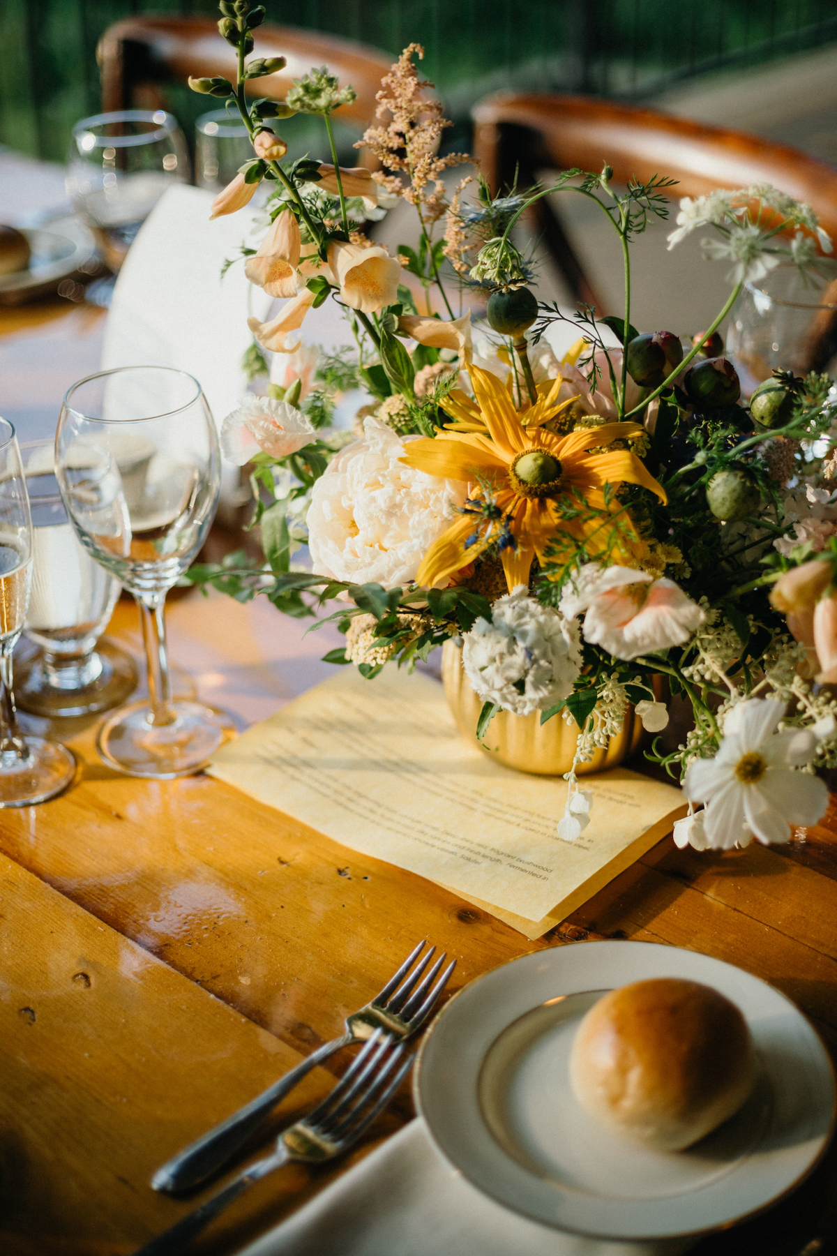 Philander Chase Knox Estate wedding reception tablescape.