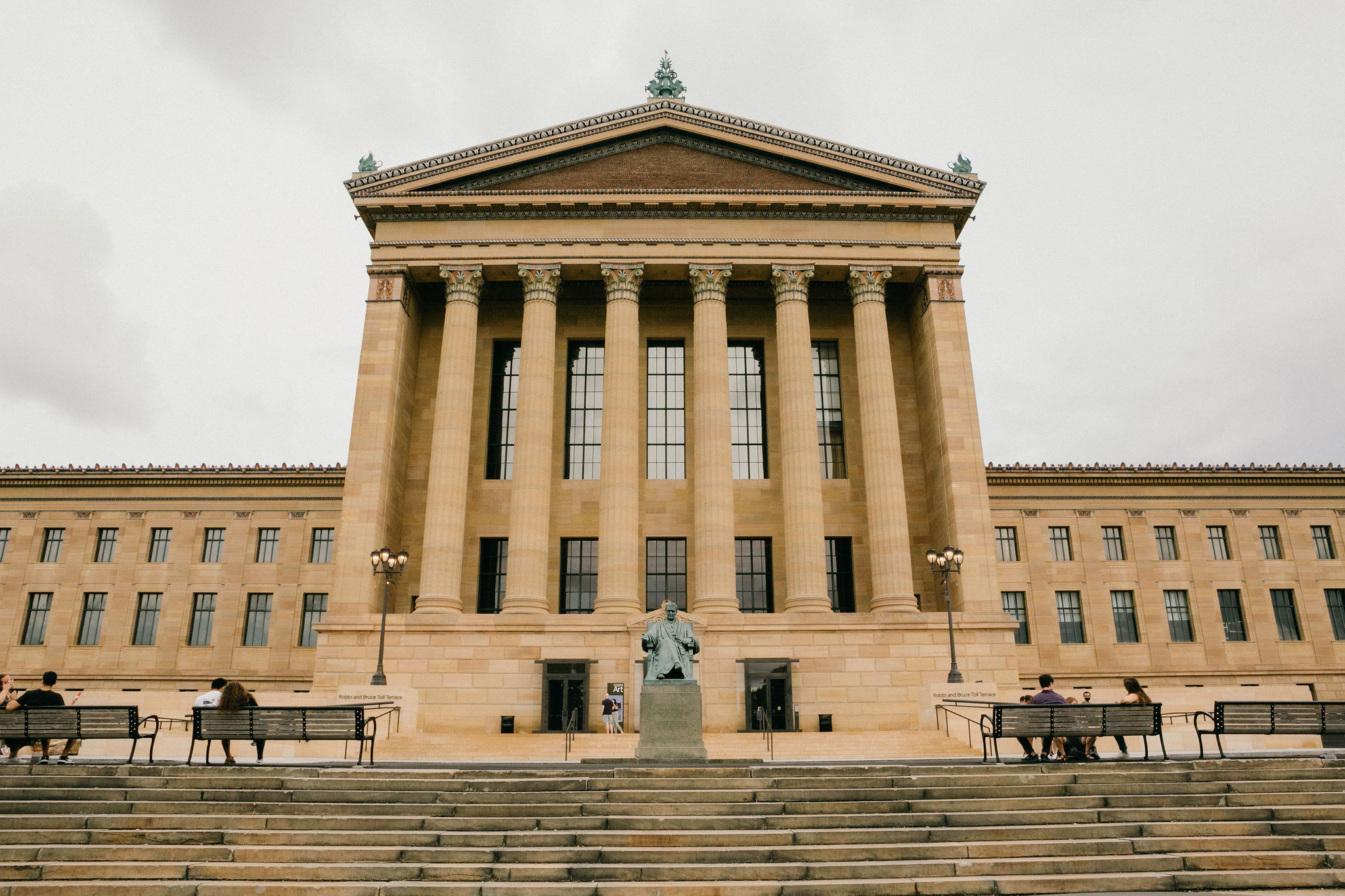 This Philadelphia Art Museum wedding was elegant, fun, and unique.