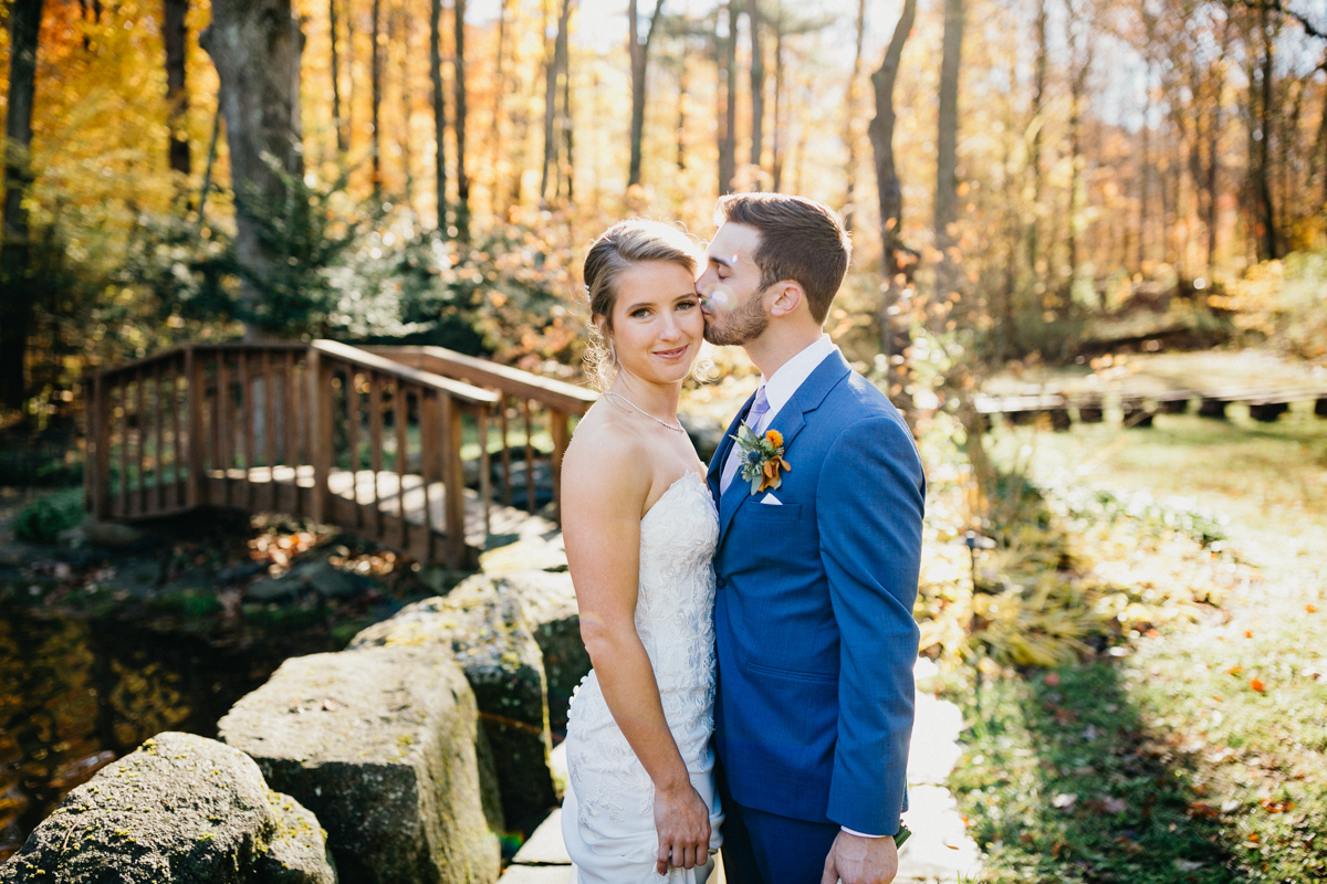 A photographer’s dream venue, with natural light, lush greenery, and vintage charm.