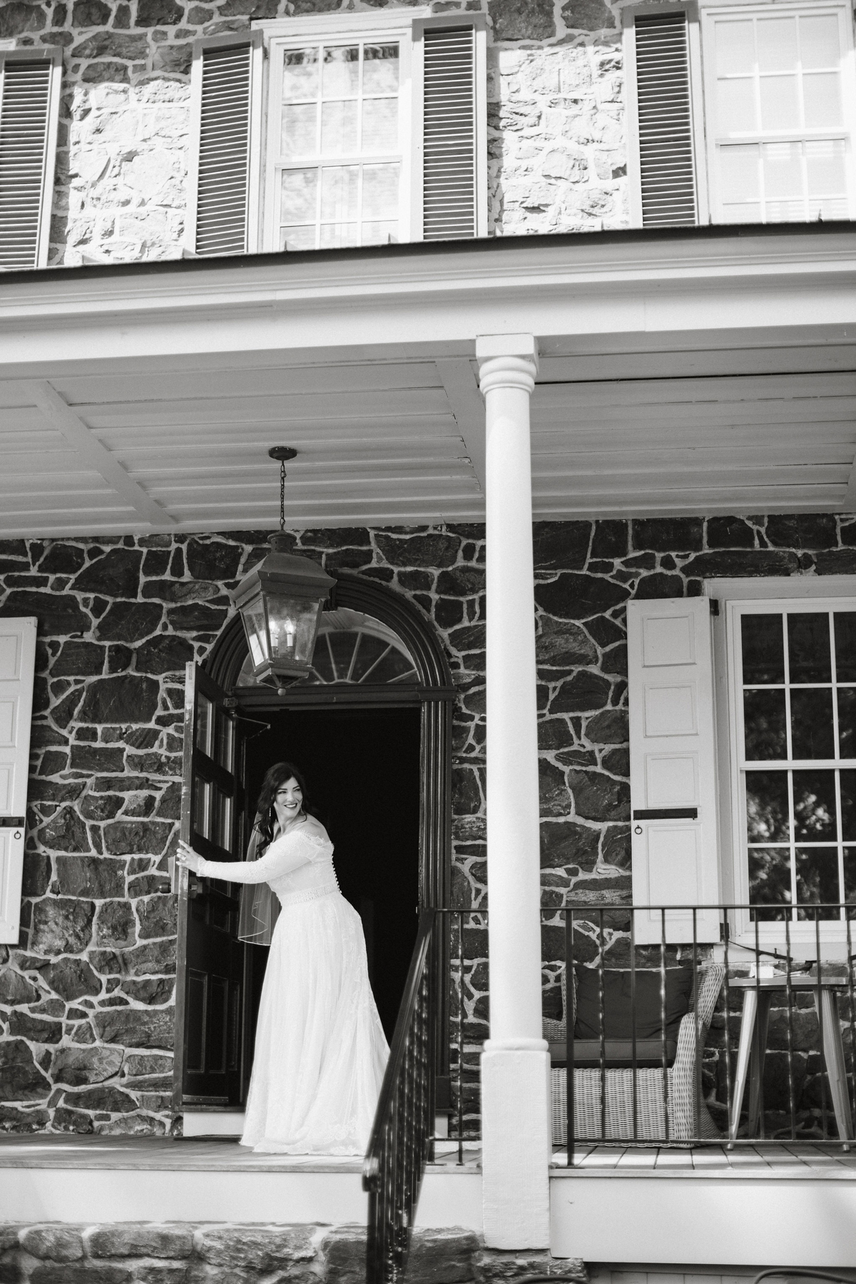 Candid wedding day portraits of a bride on her way to her vineyard wedding venue. 