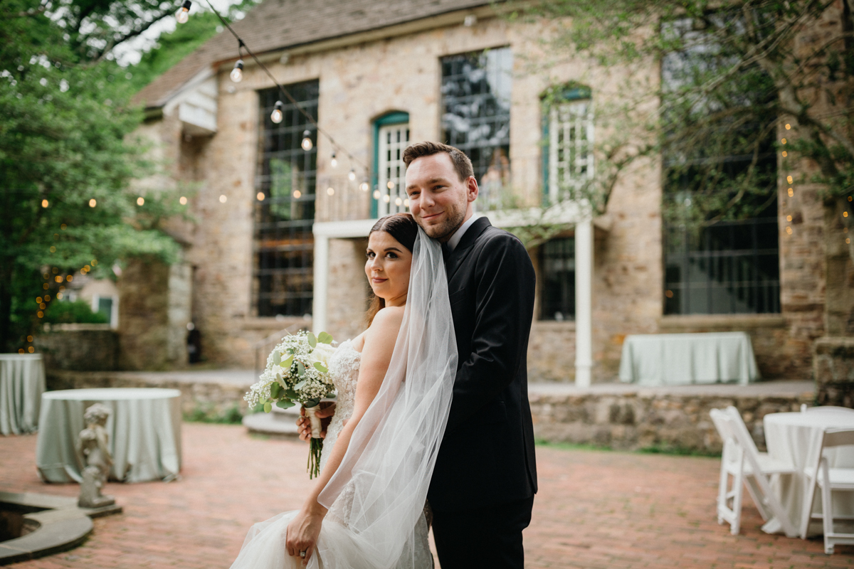 natural unposed wedding photographer in philadelphia