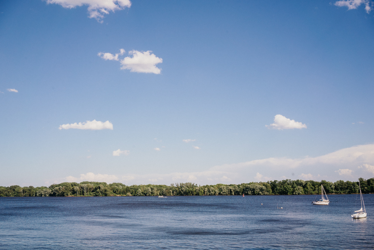 Water view behind ceremony arch – Philadelphia waterfront wedding venue