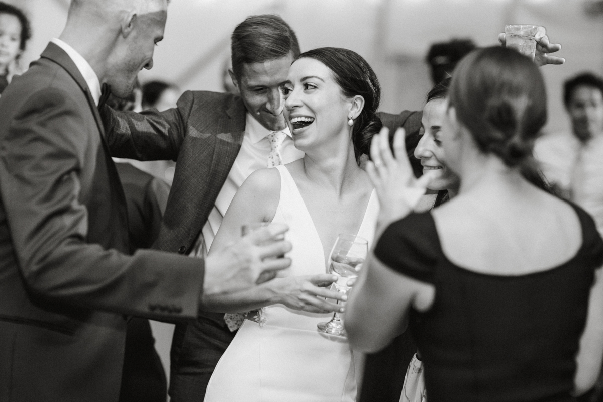 Reception dancing moments – glen foerd wedding photographer