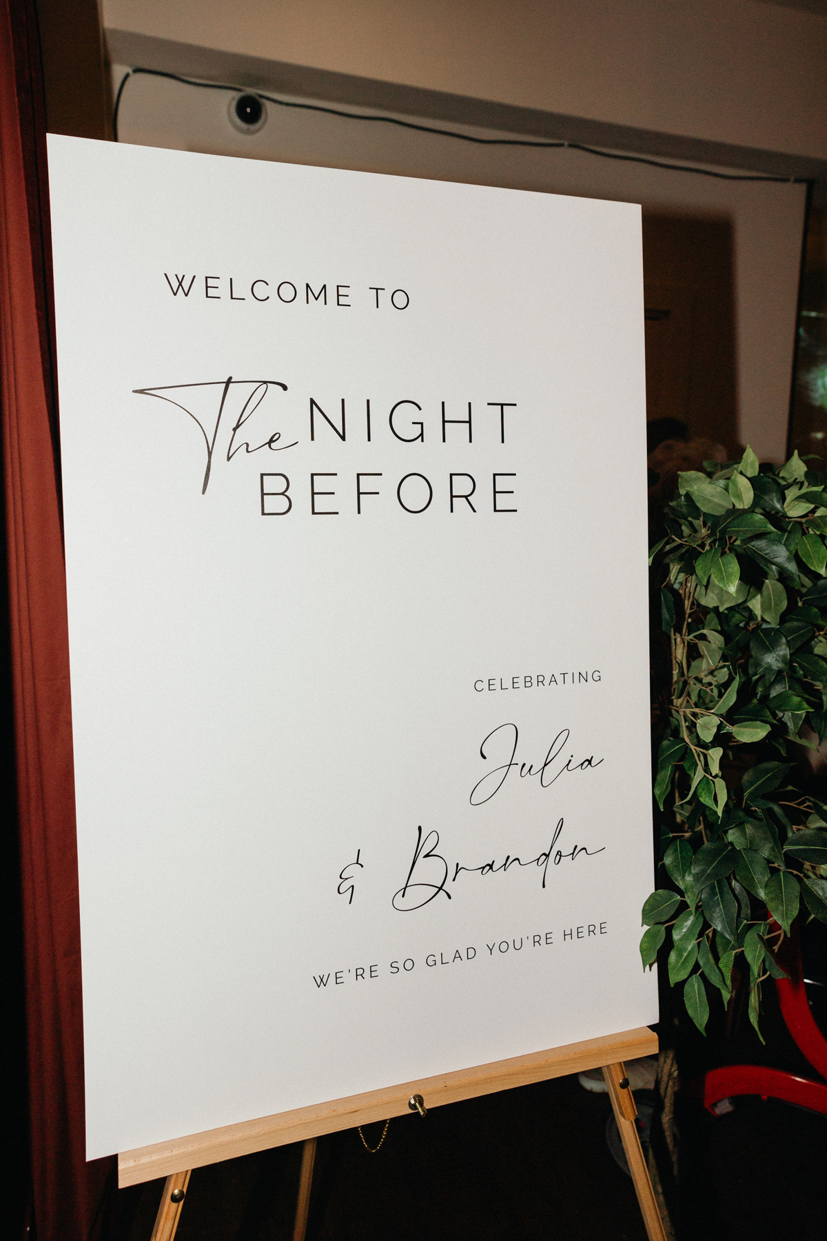 Details of the wedding welcome party decor in Vita’s speakeasy