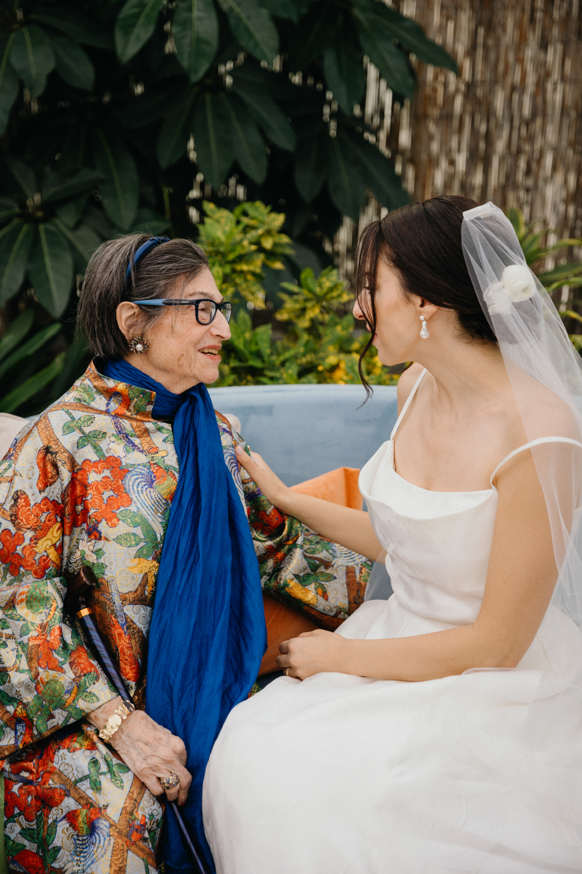 Jewish wedding tradition of badeken at a Philadelphia wedding