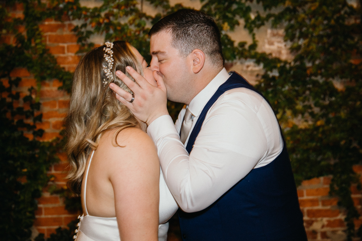 Philadelphia wedding photographer documents sweet reception moment