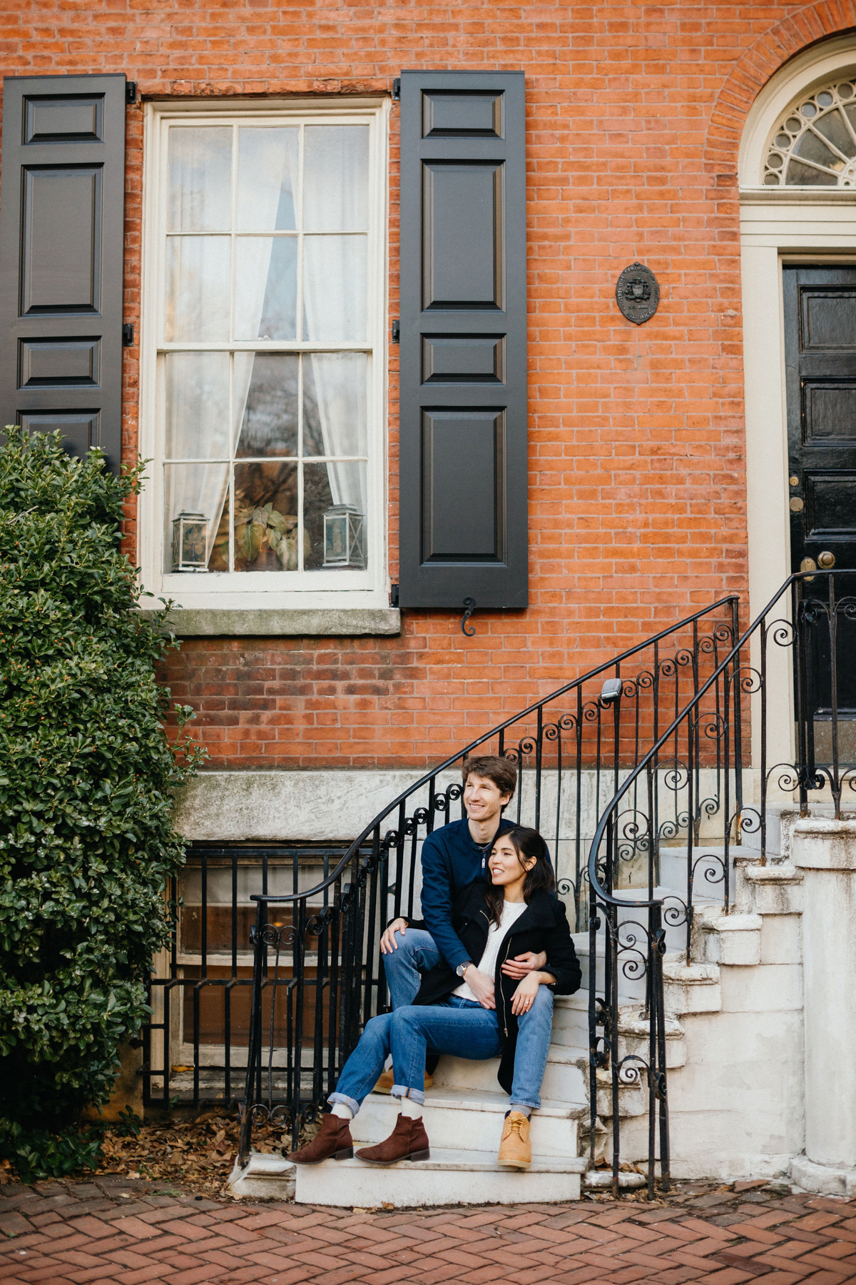 Cozy couple engagement photos in Philadelphia's Queen Village