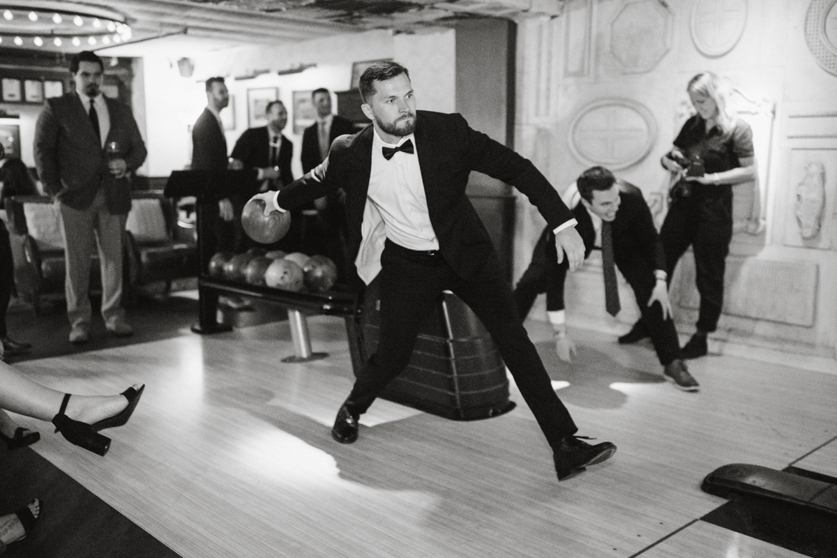 wedding party bowling at harp and crown