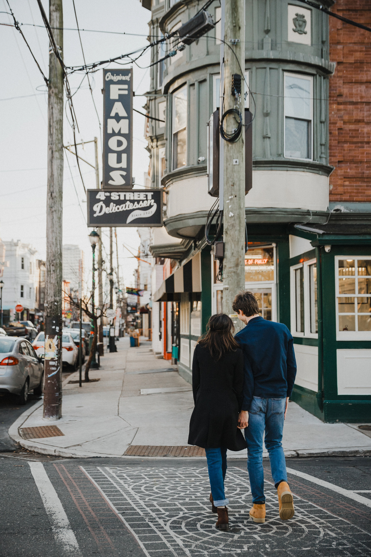Philadelphia couples photographer captures candid couple moments in city