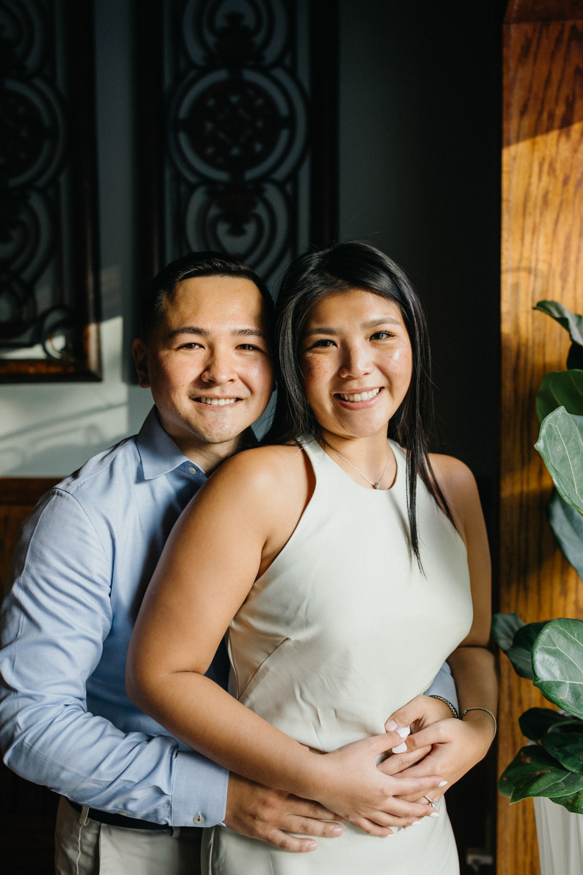couples photos indoor restaurant