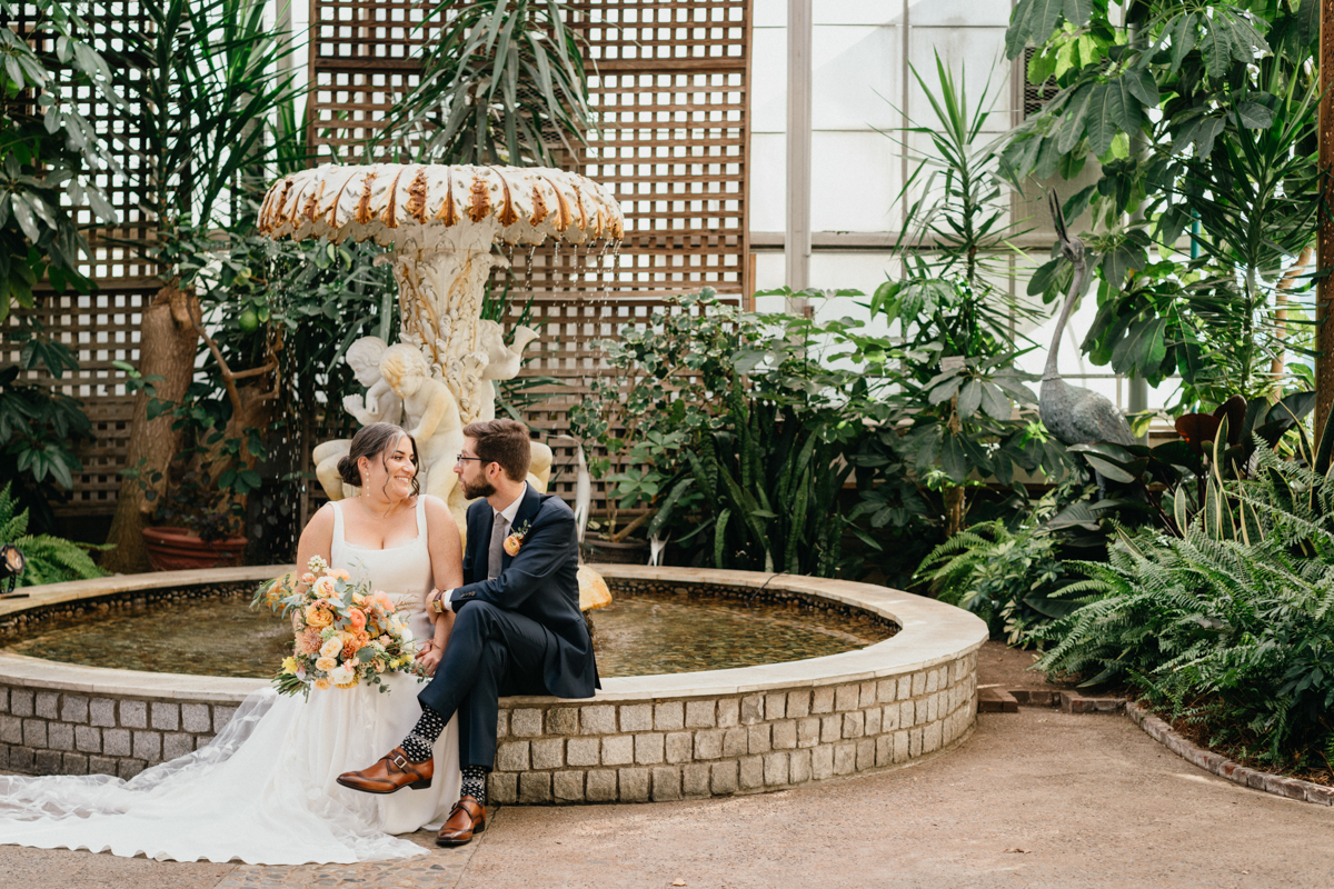 Spring wedding portraits at the Hort