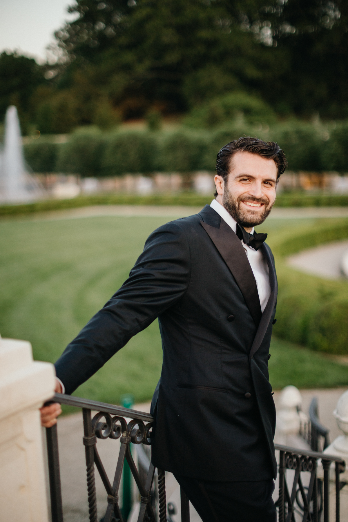 groom at longwood garden wedding