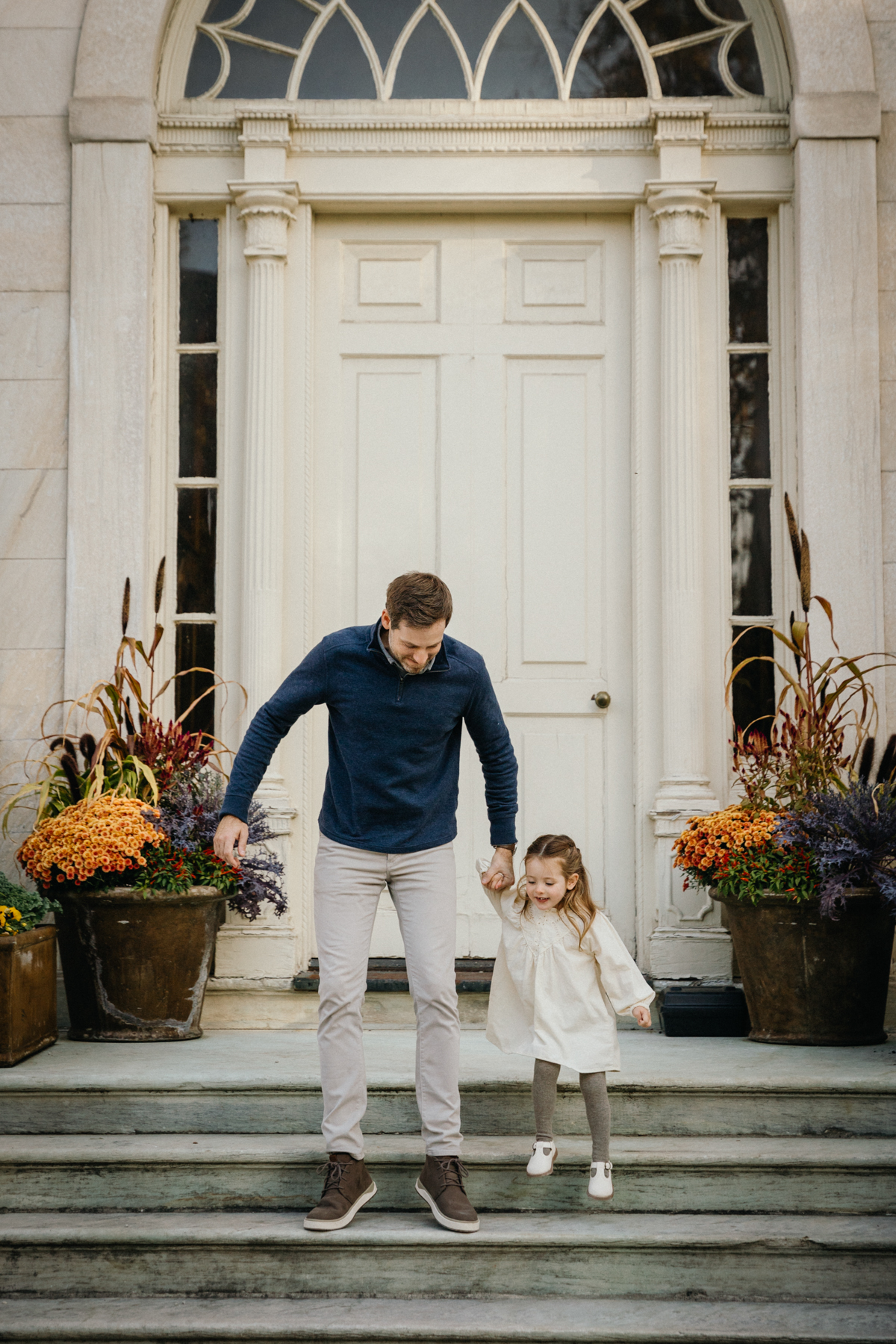 Natural family photos in Philadelphia’s Old City neighborhood