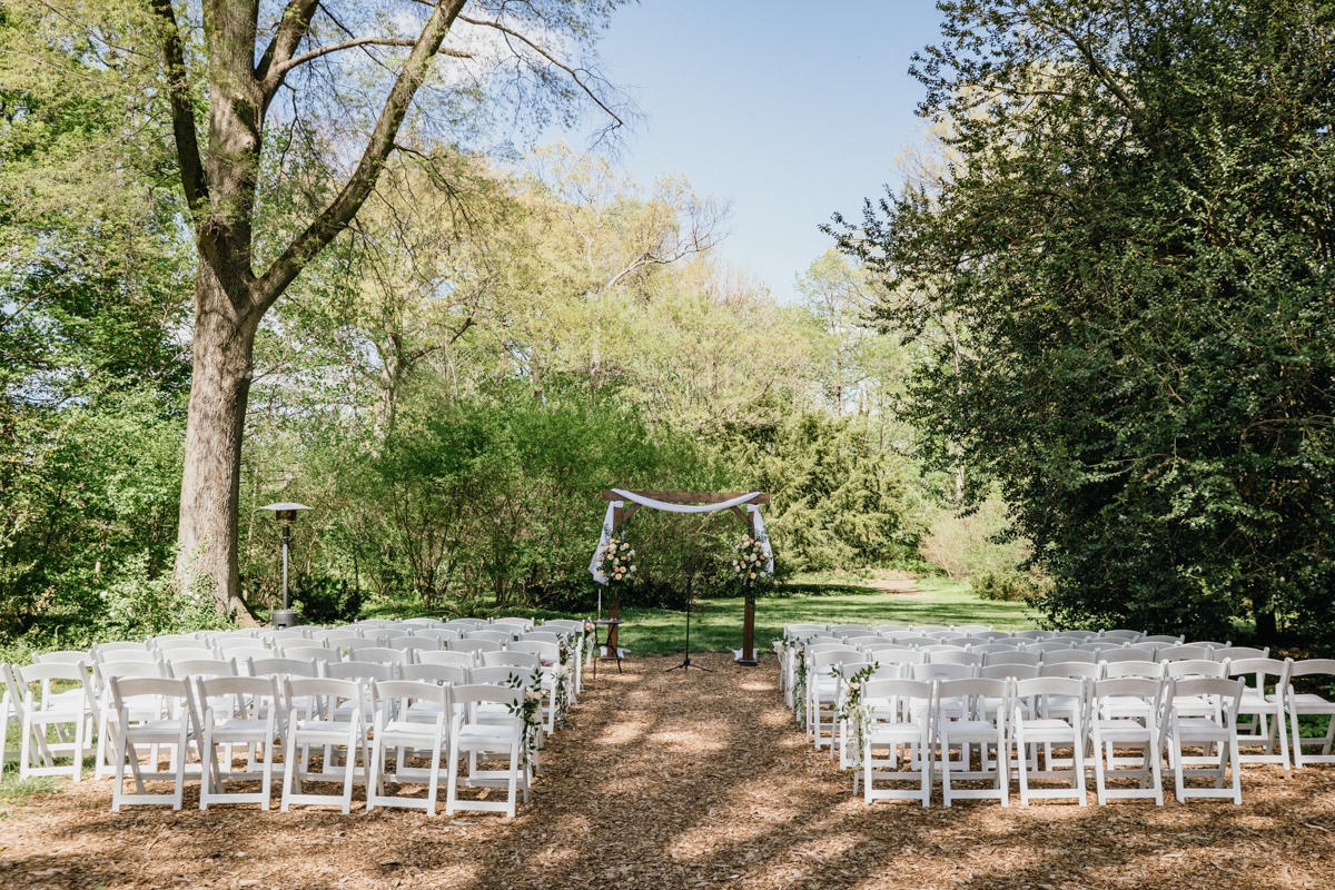 Outdoor wedding ceremony at Portico in Philly