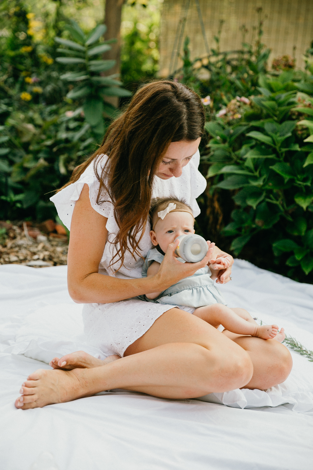 Springtime newborn portraits outdoors