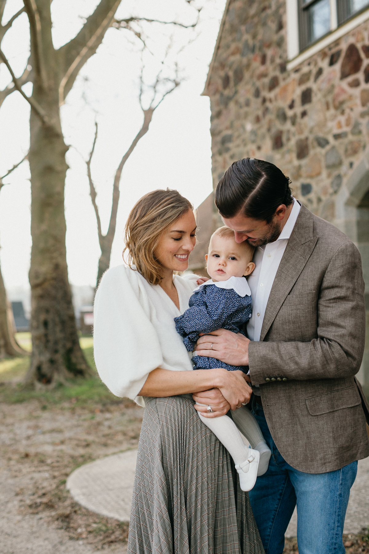 Philadelphia family photographer outdoor portraits at Radnor Hunt Club