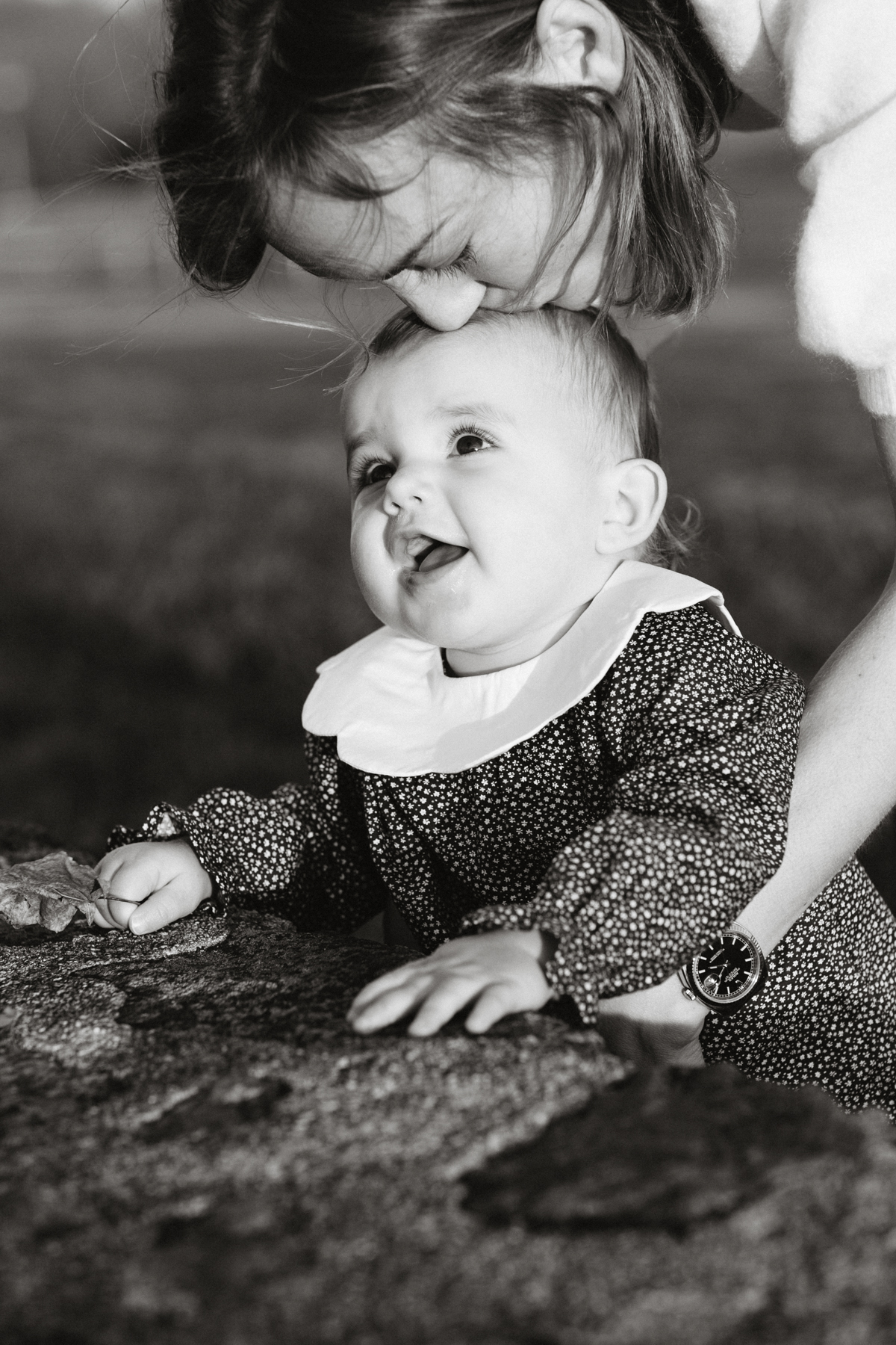Philadelphia family photographer toddler laughing outdoors