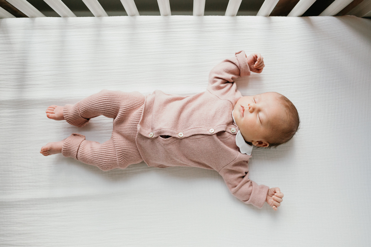Philly baby photographer documenting newborn stage at home