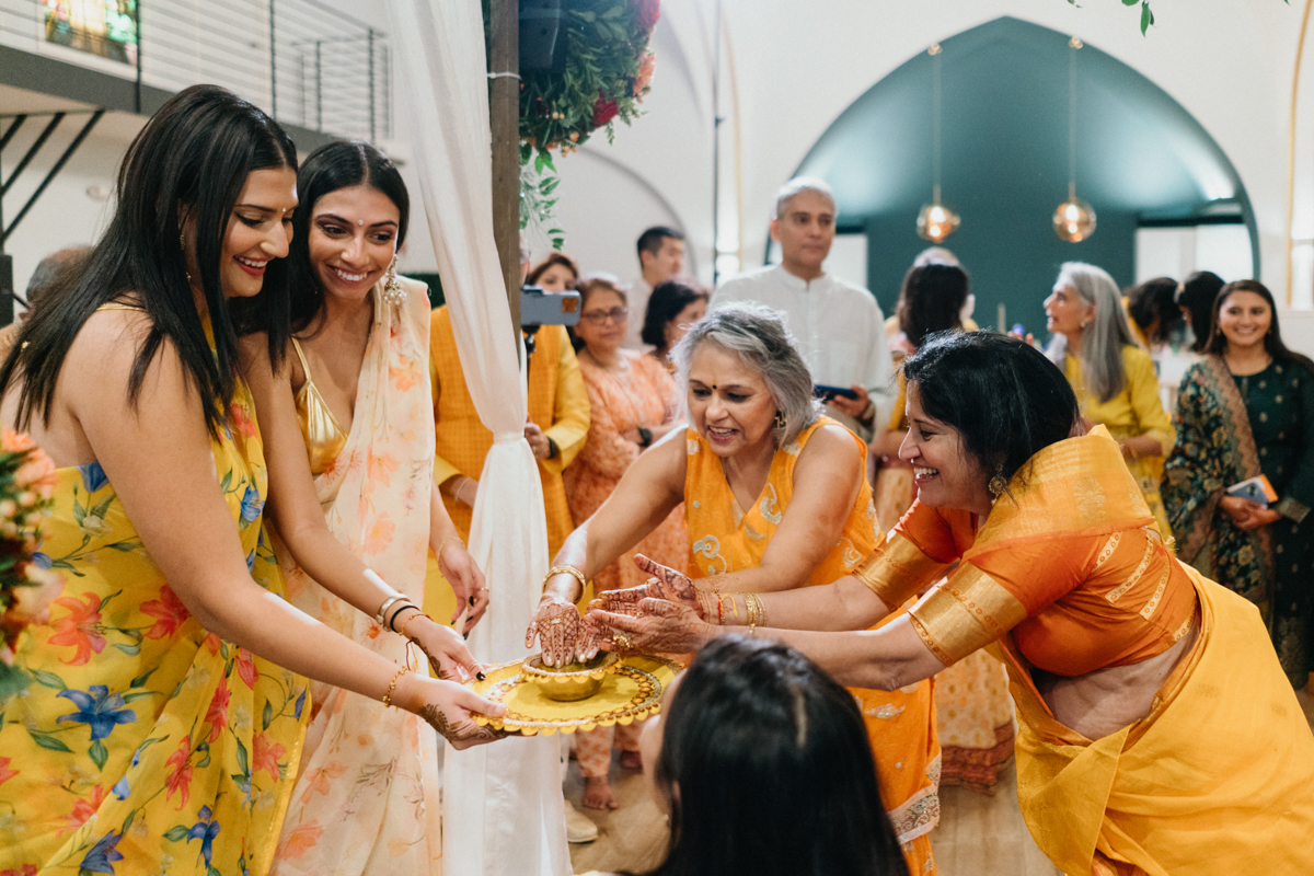 hindu wedding the deacon