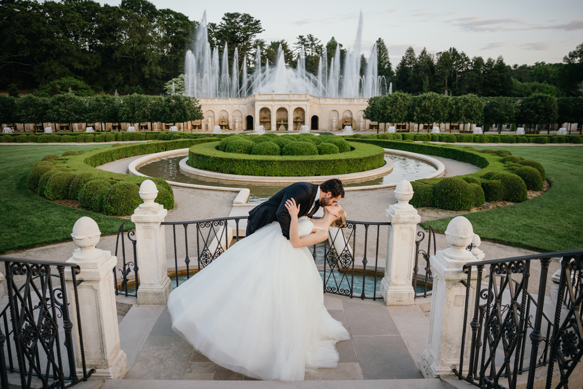 longwood gardens wedding fountain portraits