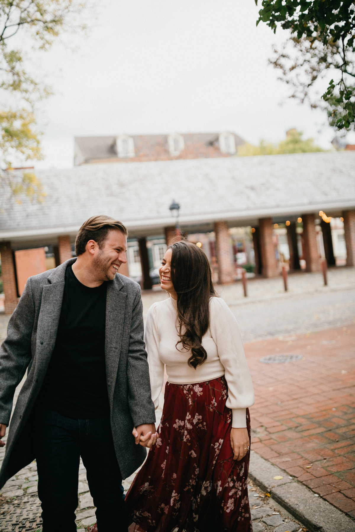 old city engagement session philadelphia