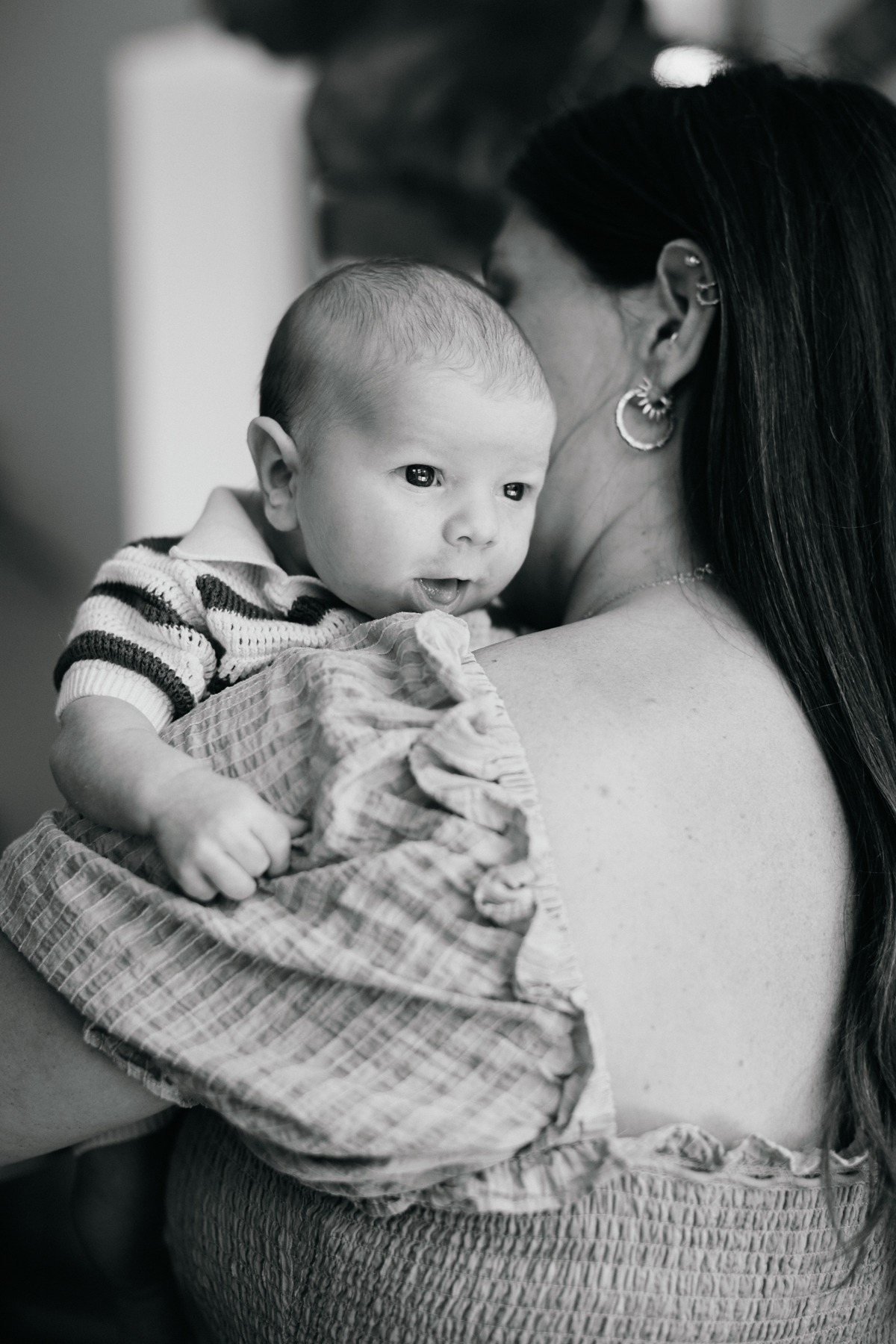 candid baby photography