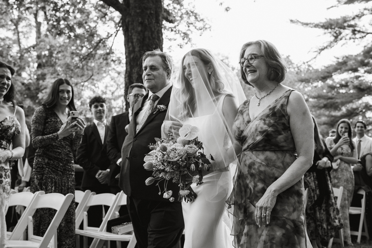 candid wedding photographer philly