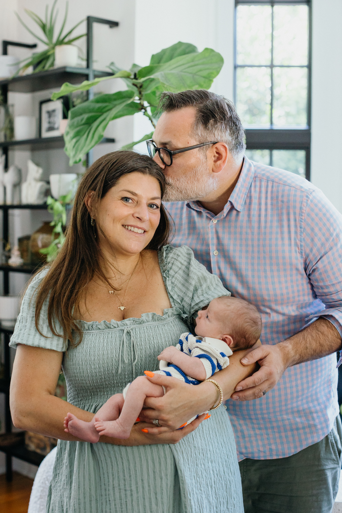 newborn photographer philadelphia