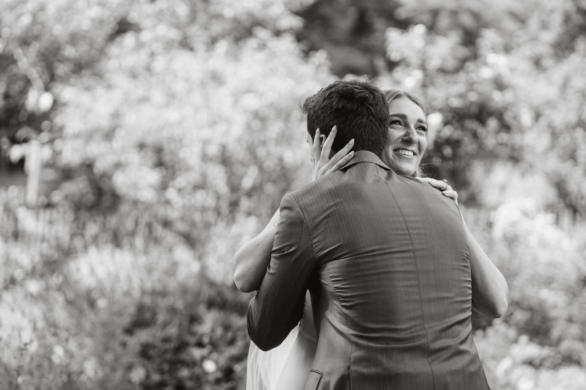 philly documentary wedding photographer