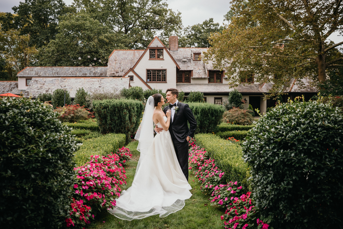 hotel du village wedding