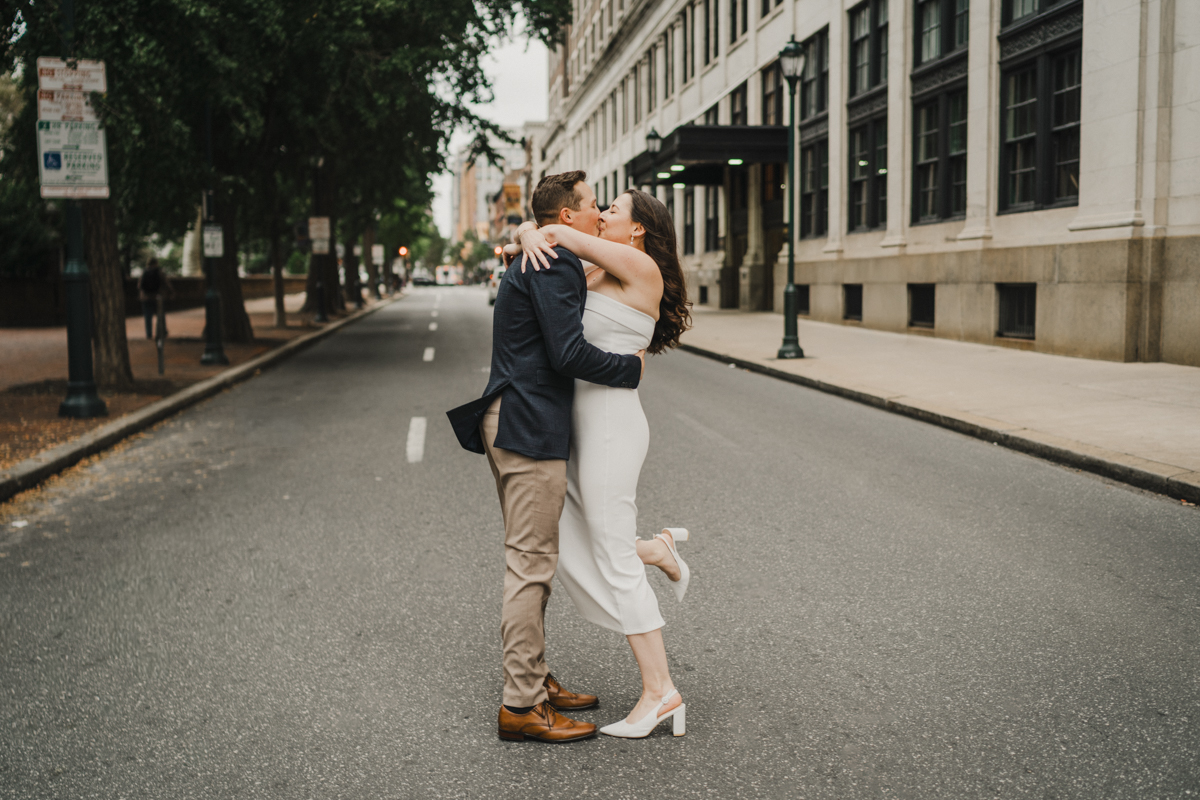 Romantic street-style Philly engagement photos in Center City