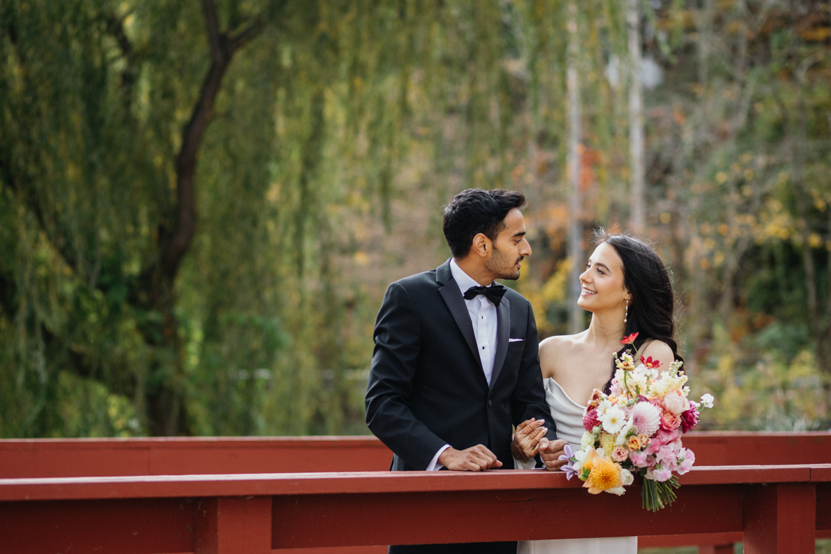 wedding river house at odettes