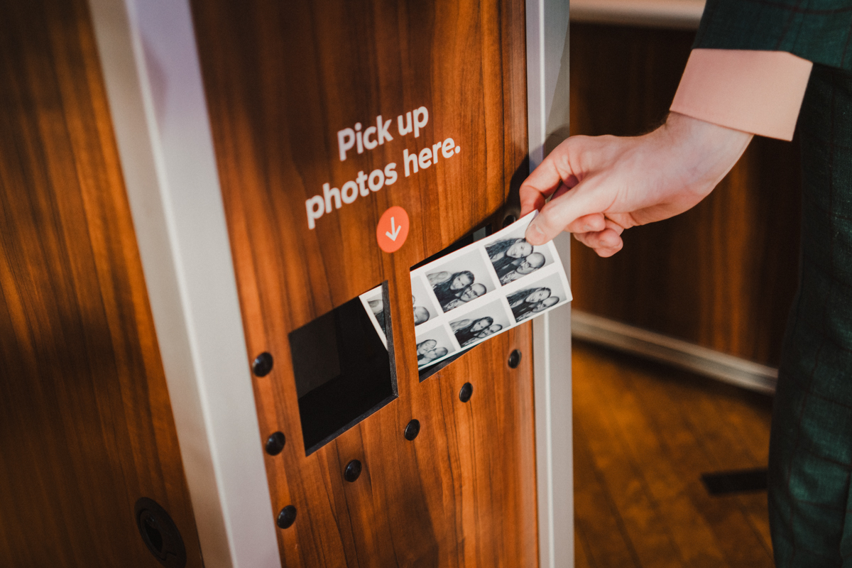 vintage photobooth wedding rental philly