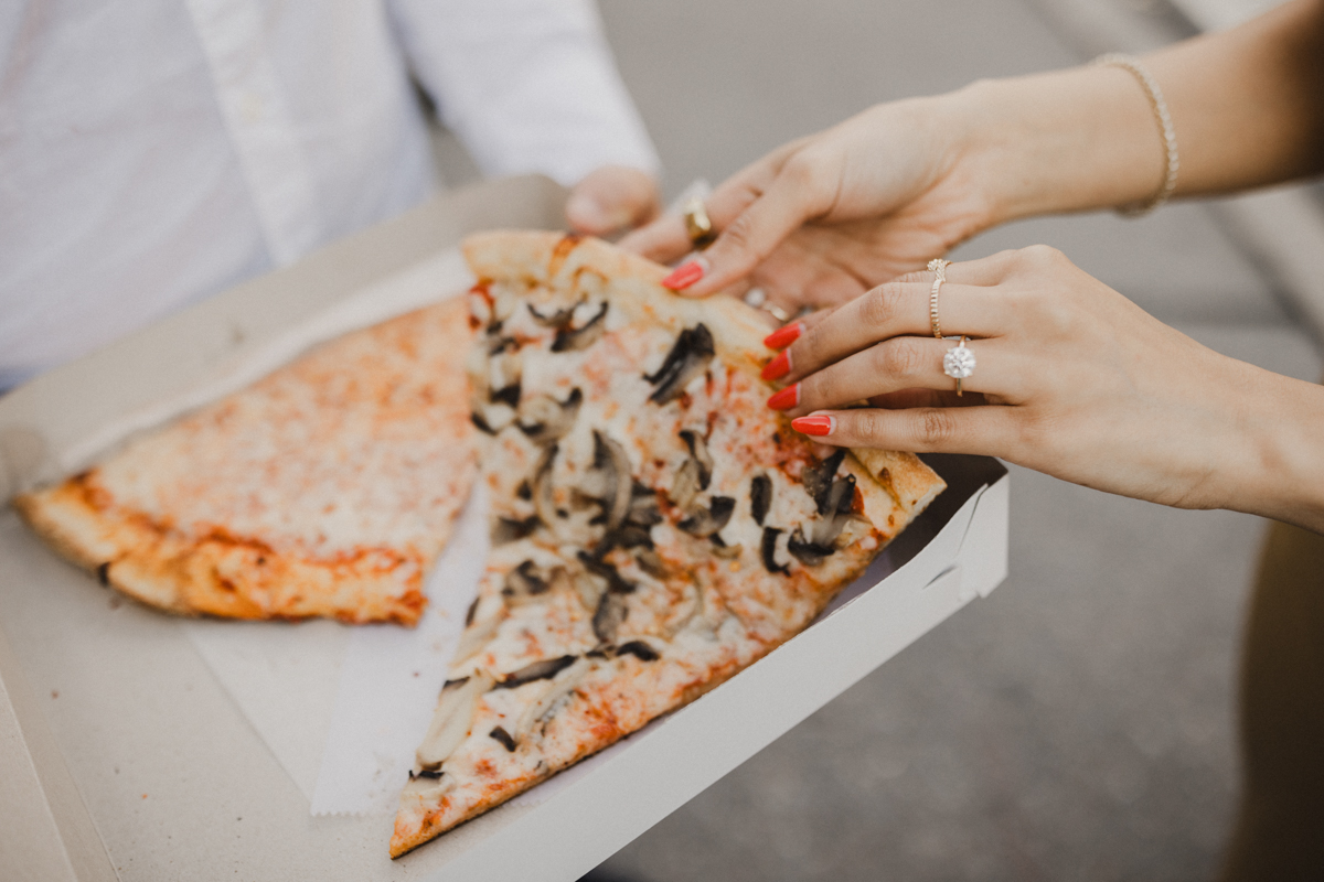 pizza shop couples photos