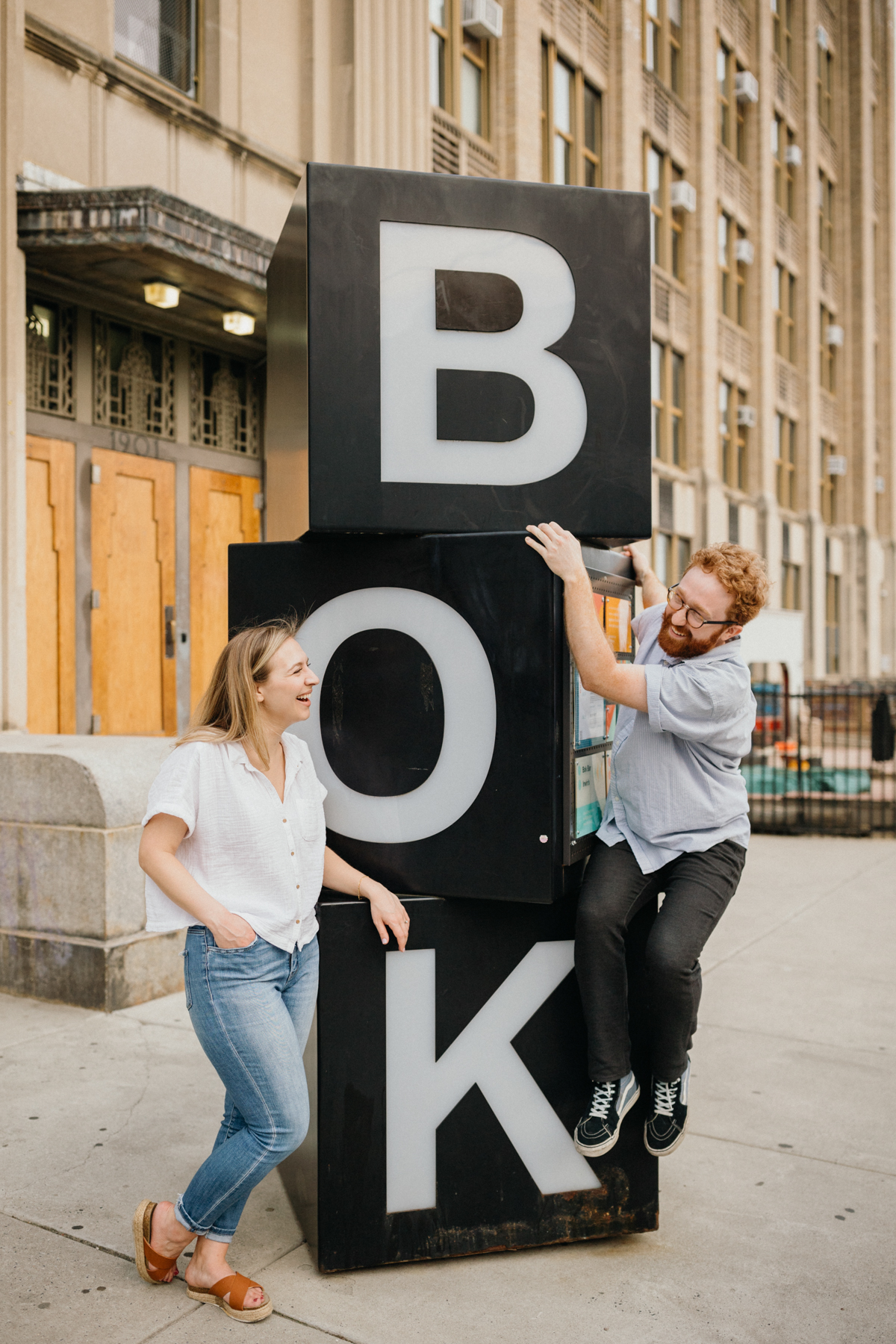 south philadelphia engagement photos