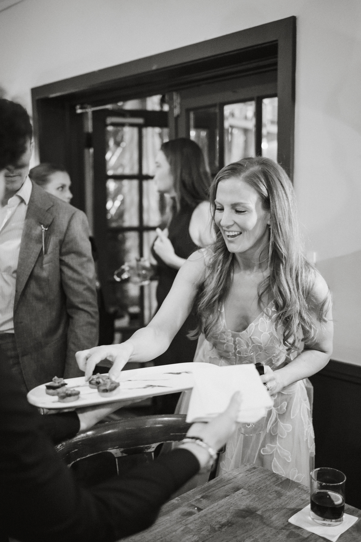 bride eating at cocktail hour