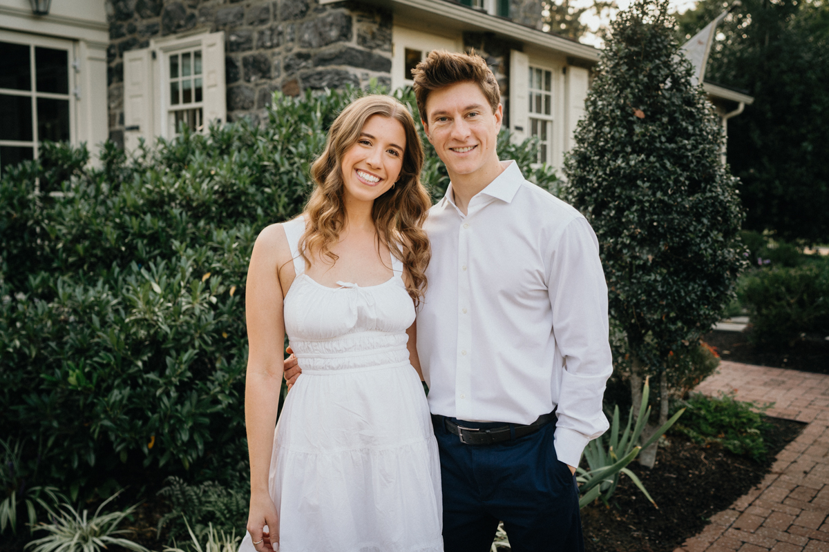 engagement session at grace winery