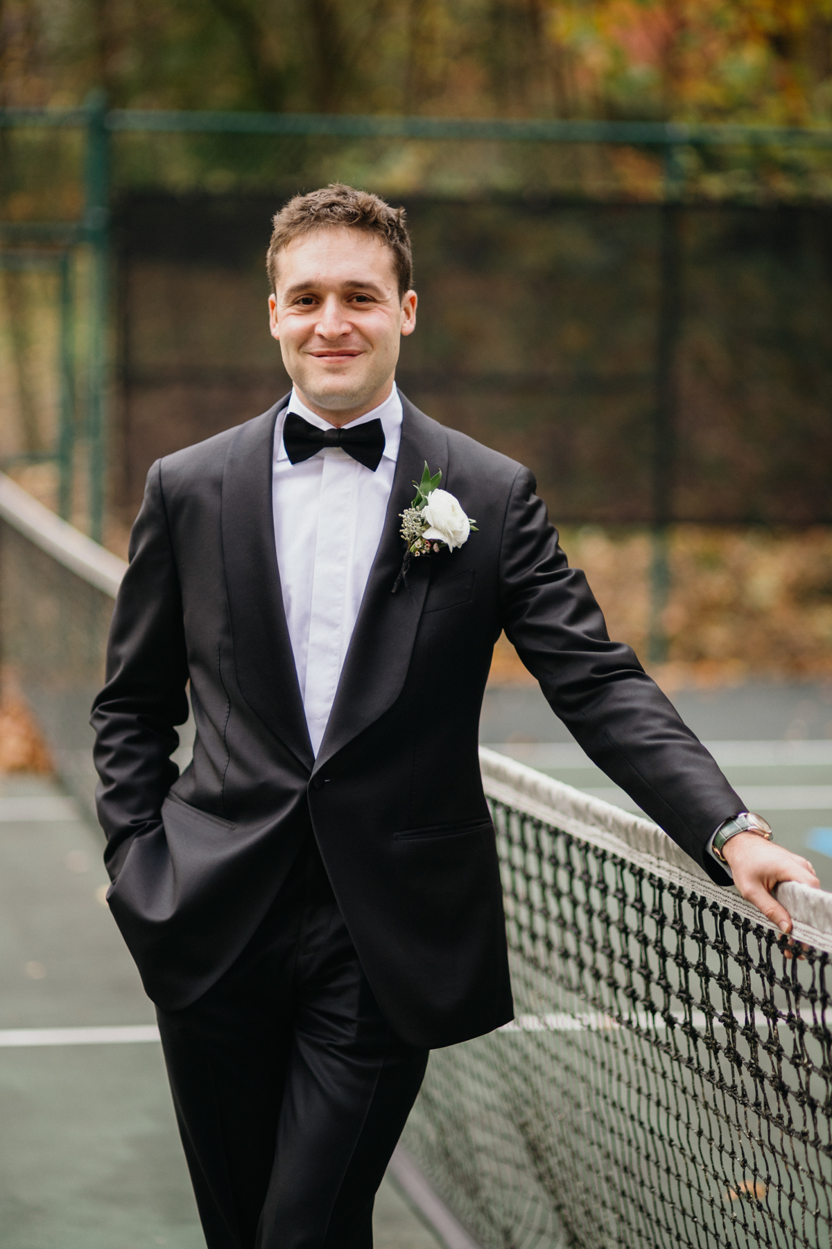 tennis court wedding photos