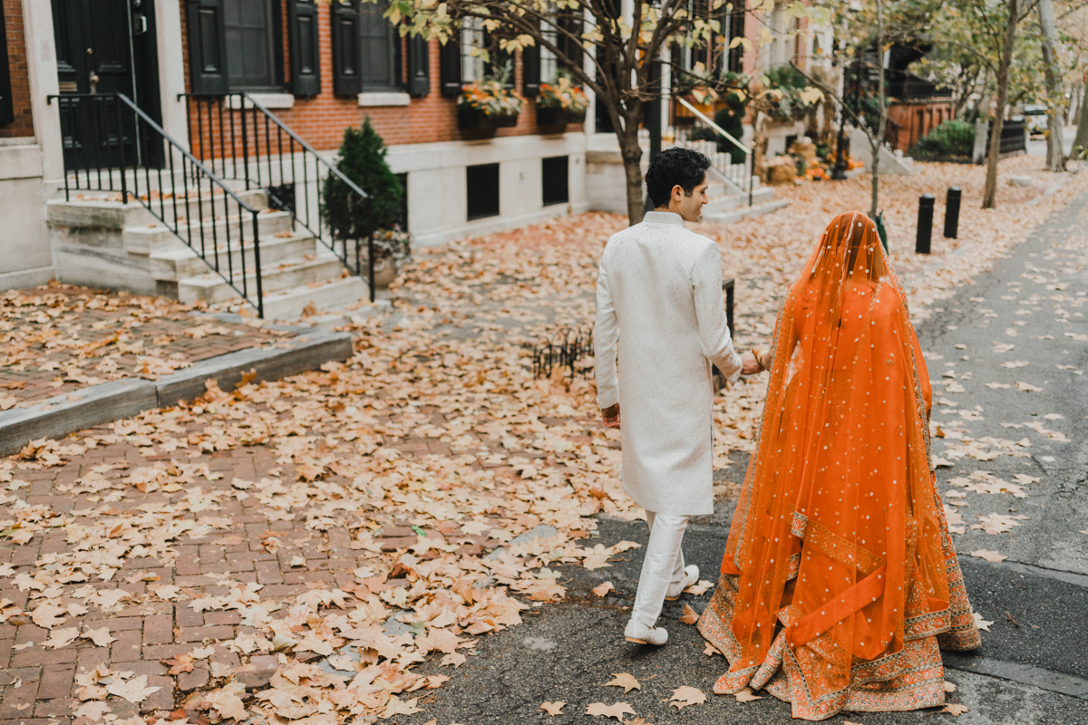 philly wedding with fall foliage